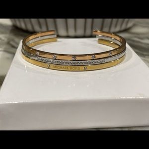 Michael Kors Set of 3 Stacked bangles
